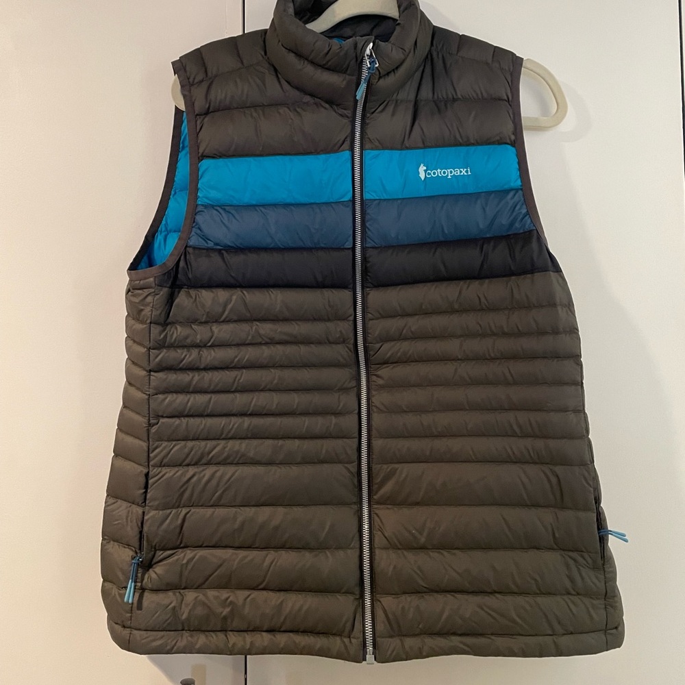 Cotopaxi women’s vest